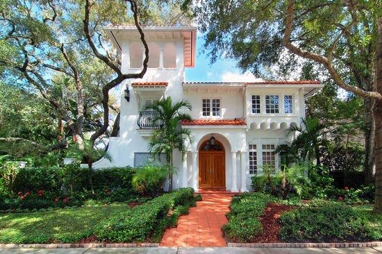Luxury Homes in South Tampa For Sale