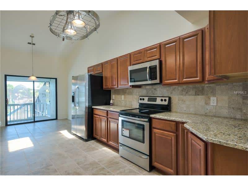 9923 SAN SEBASTIAN WAY, PORT RICHEY, FL 34668 kitchen