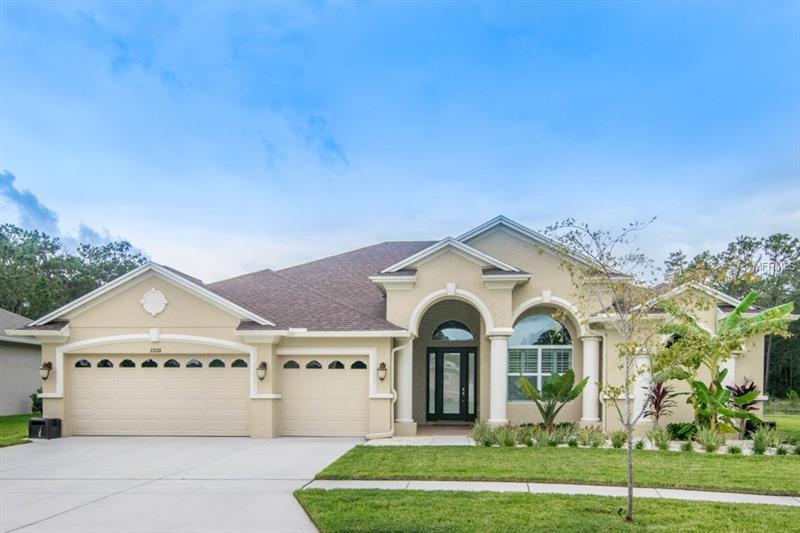 27176 HAWKS NEST CIR, WESLEY CHAPEL, FL 33544