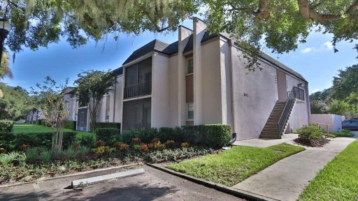 802 Oak Grove DR Brandon FL