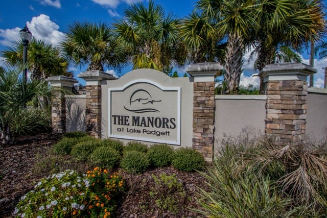 Manors at Lake Padgett