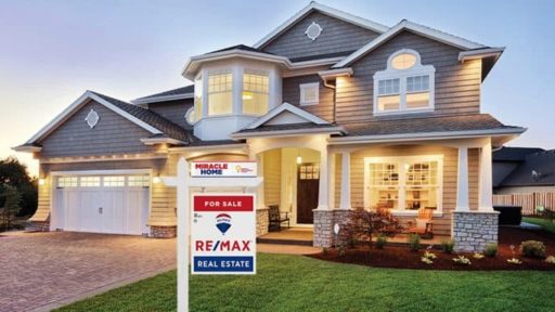 RE/MAX Will Make Miracles - One Home each time