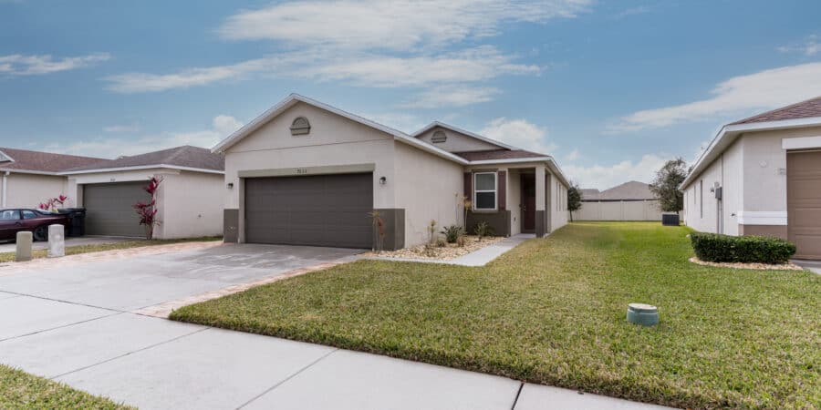 7033 Feather Wood DR Ruskin FL 33573